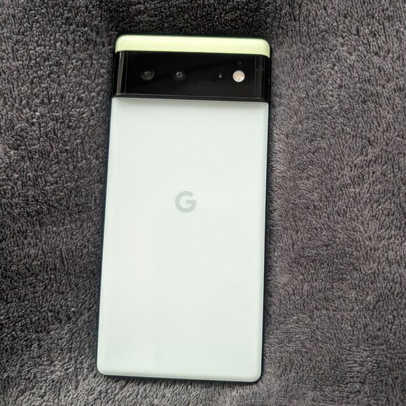 Google Pixel 6 - Sorta Seafoam 256GB - Picture 3 of 11